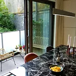 Modern In The Heart Of شقة خنت
