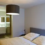 Modern In The Heart Of شقة خنت